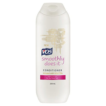 VO5 Smoothly Does it Conditioner 250ml